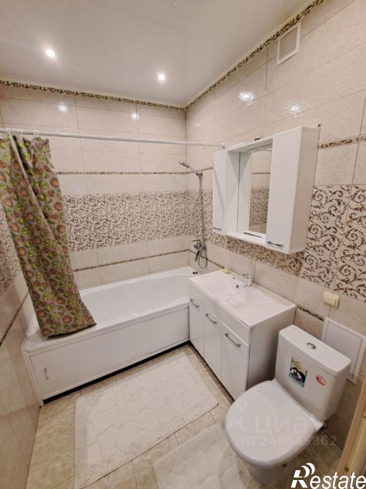 3-комн квартира улица Менжинского, 3,  д. 3
