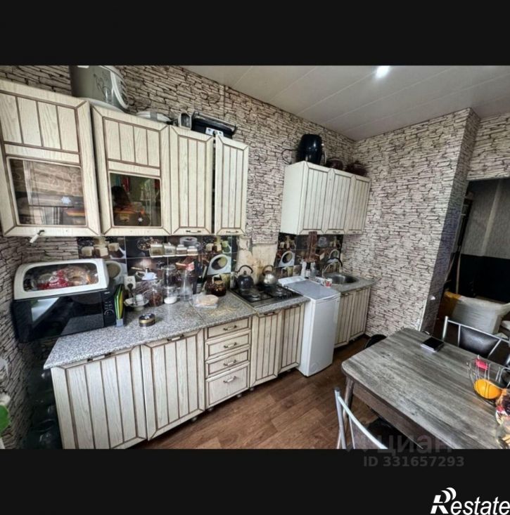 2-комн квартира ул Звездная, 3 1,  д. 3 1,  к. 1