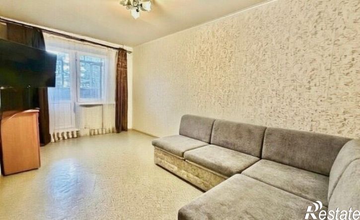 2-комн квартира ул Молдавская, 100,  д. 100