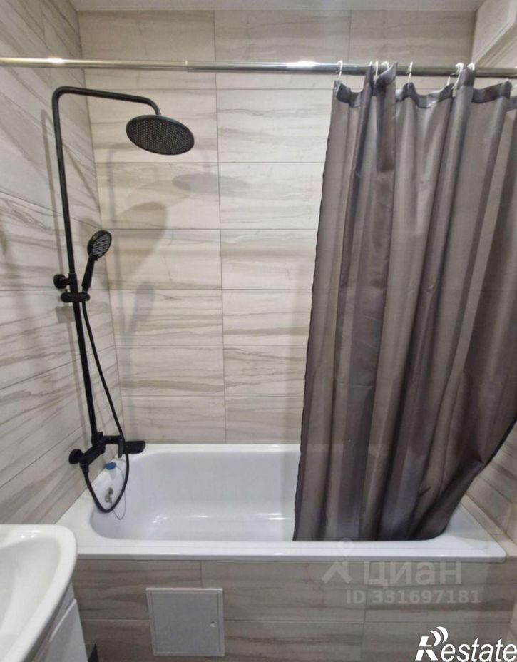 1-комн квартира улица Ахшарумова, 27В,  д. 27В
