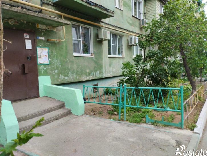 3-комн квартира ул Александрова, 1,  д. 1