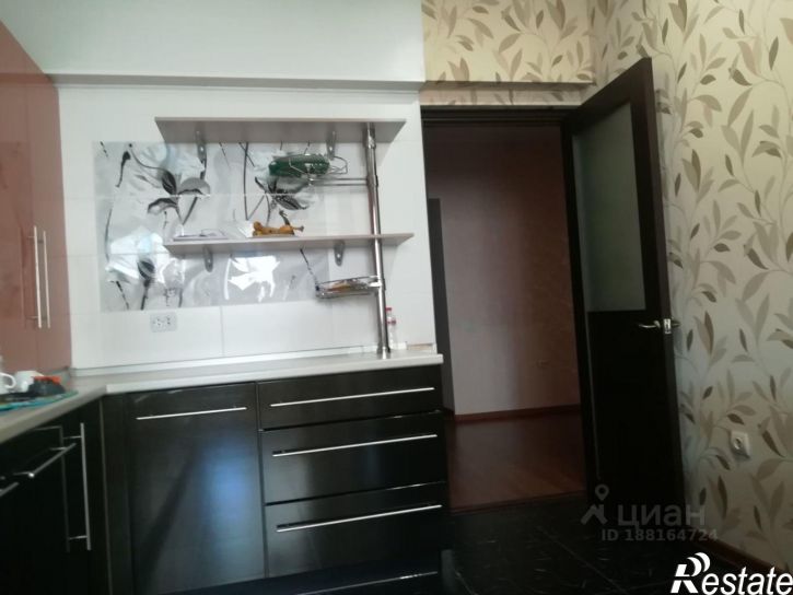 3-комн квартира улица Богдана Хмельницкого, 10 к1,  д. 10 к1