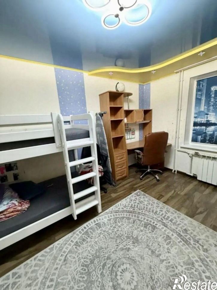 3-комн квартира ул Студенческая, 4,  д. 4