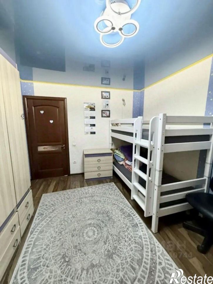 3-комн квартира ул Студенческая, 4,  д. 4