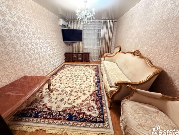 2-комн квартира улица Николая Островского, 156 к3,  д. 156 к3