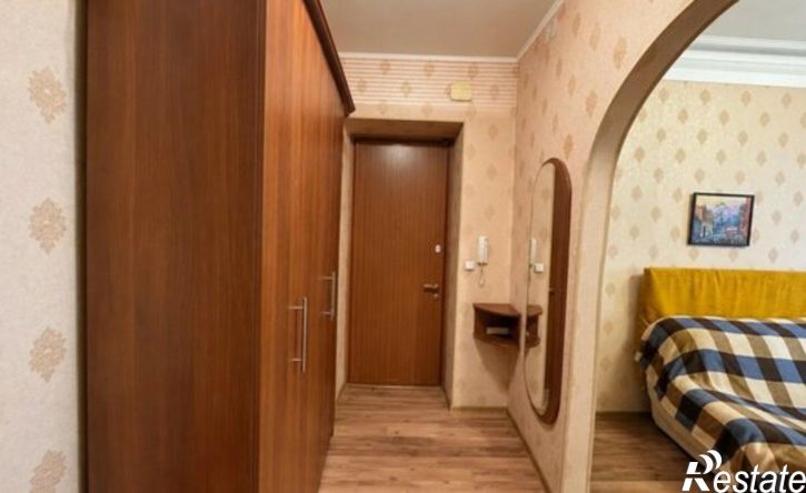 2-комн квартира ул Бурова, 3/10,  д. 3/10