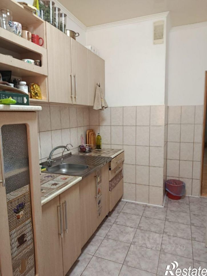 4-комн квартира ул Сен-Симона, 42 2,  д. 42 2,  к. 2