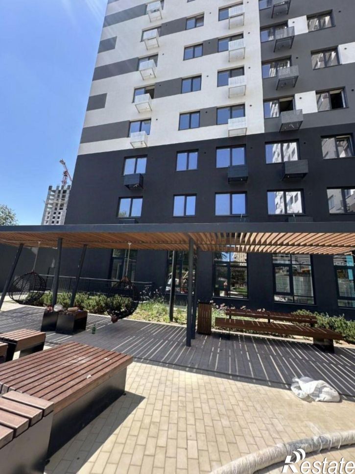 2-комн квартира ул Бехтерева, 8,  д. 8
