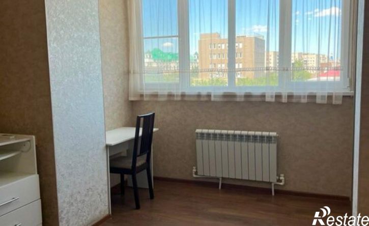 3-комн квартира ул Чугунова, 18,  д. 18