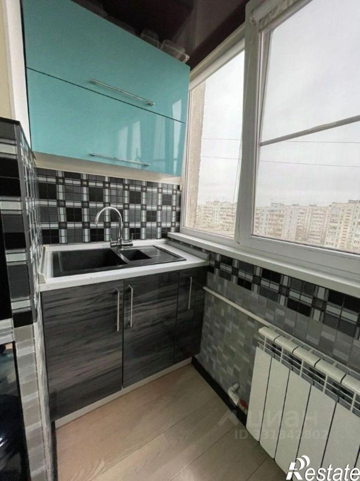 3-комн квартира ул Софьи Перовской, 81,  д. 81