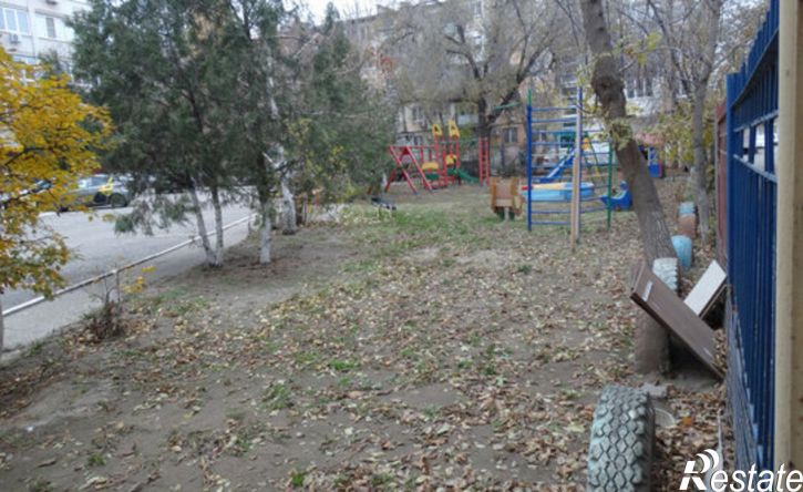 4-комн квартира ул Бертюльская, 8,  д. 8