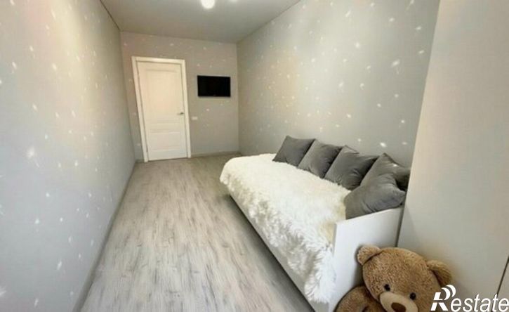 3-комн квартира ул Капитана Краснова, 40,  д. 40