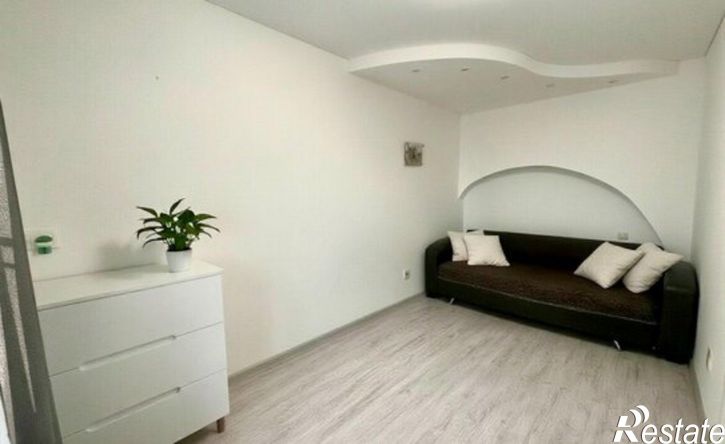 3-комн квартира ул Капитана Краснова, 40,  д. 40