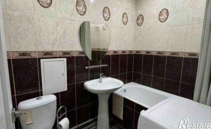 3-комн квартира ул Капитана Краснова, 40,  д. 40