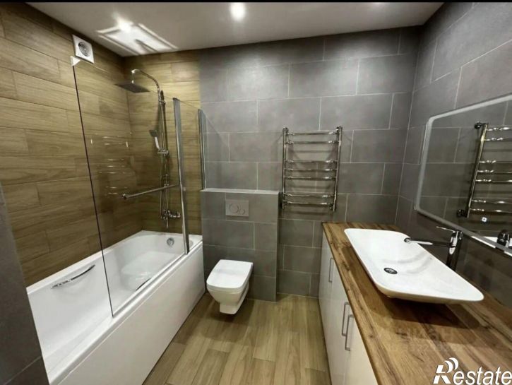 3-комн квартира ул Набережная Приволжского затона, 20в,  д. 20в