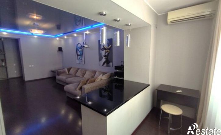 3-комн квартира ул Космонавтов, 2 1,  д. 2 1,  к. 1