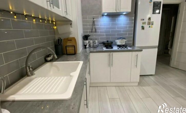 2-комн квартира ул Набережная реки Царева, 83,  д. 83