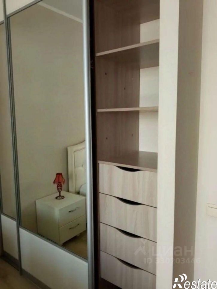 1-комн квартира улица Сен-Симона, 42 к1,  д. 42 к1