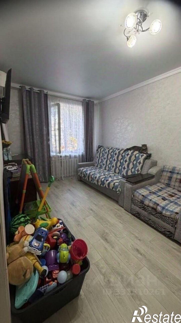 3-комн квартира Астрахань г., Советский