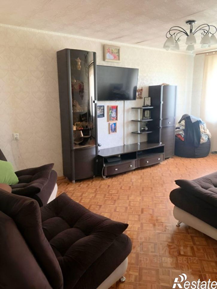 3-комн квартира улица 11-й Красной Армии, 6,  д. 6