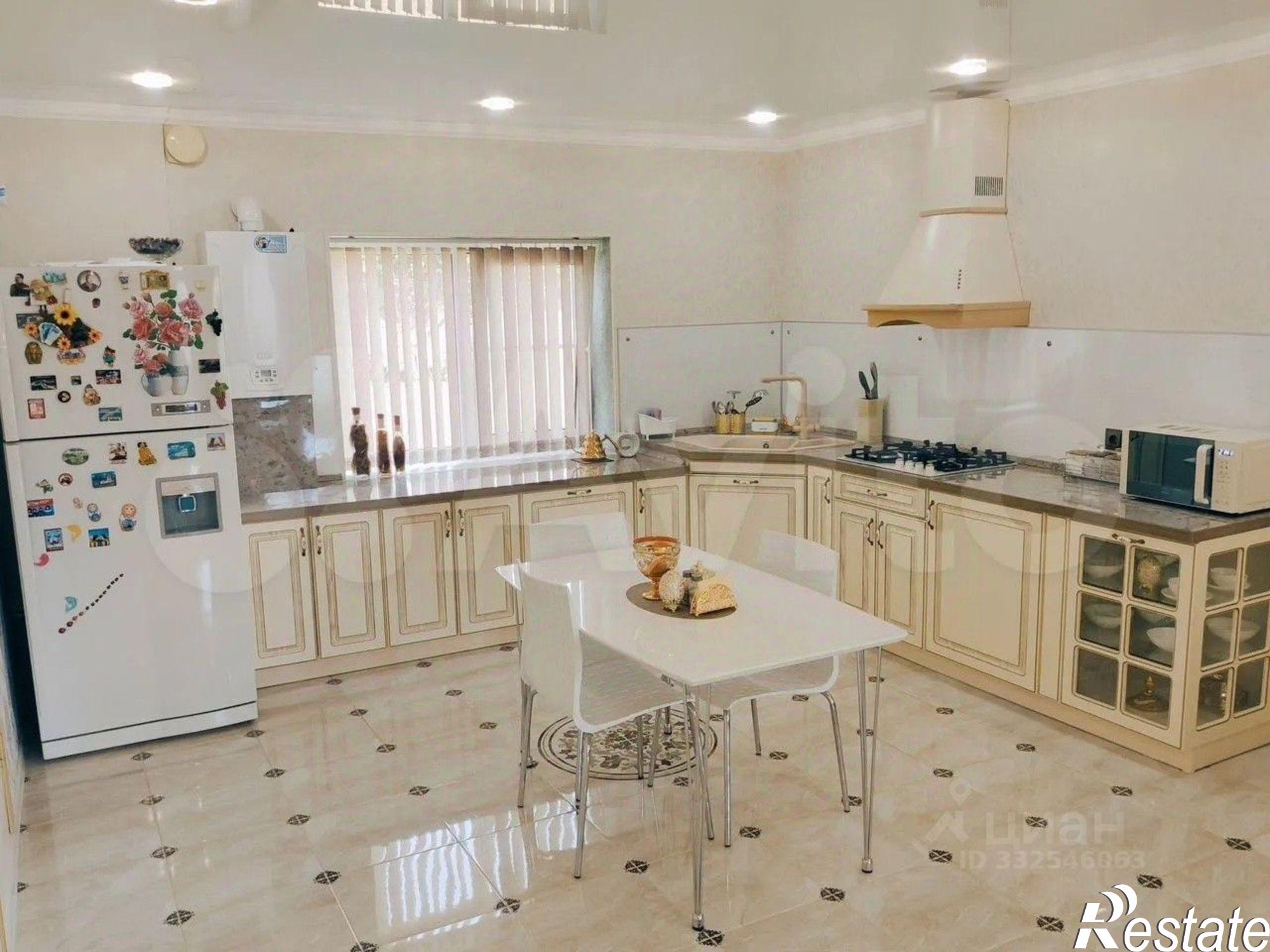 Купить дачу, дом, коттедж за 13 000 000 рублей на Дальняя улица, 41