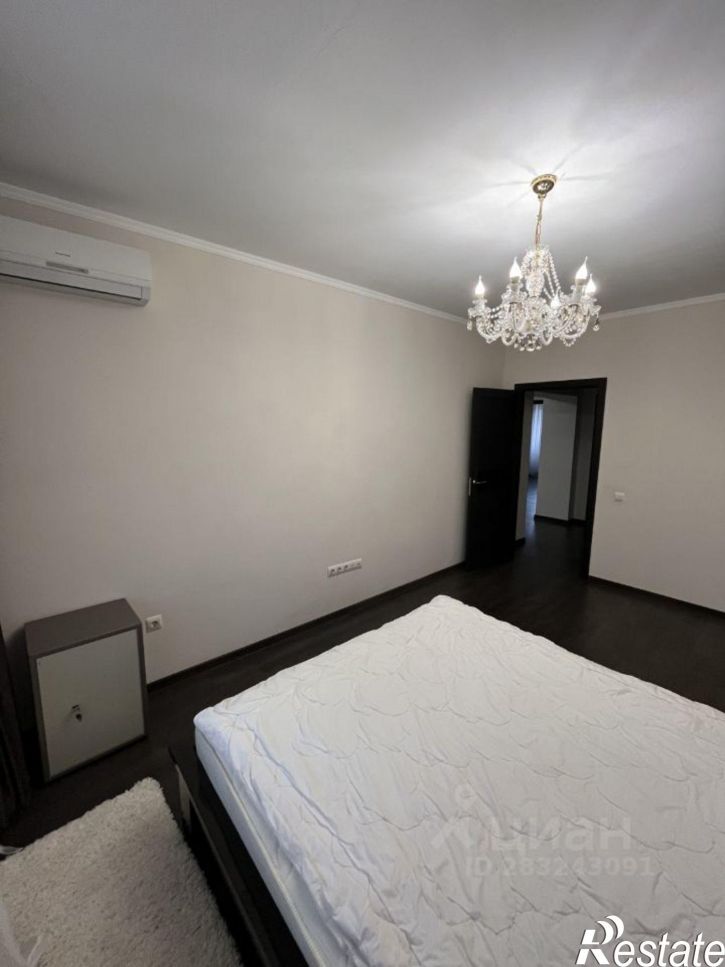 3-комн квартира ул Менжинского, 3,  д. 3