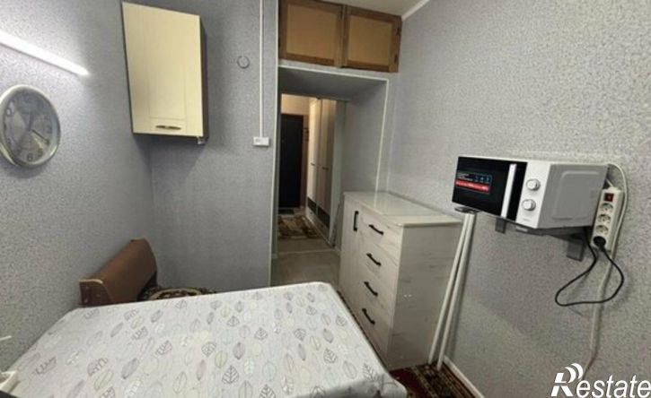 2-комн квартира ул Бурова, 3/10,  д. 3/10