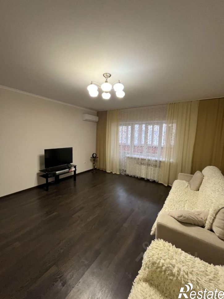 3-комн квартира ул Менжинского, 3,  д. 3