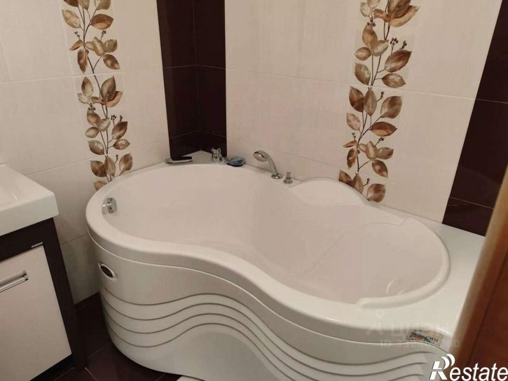 2-комн квартира ул Савушкина, 4 2,  д. 4 2,  к. 2