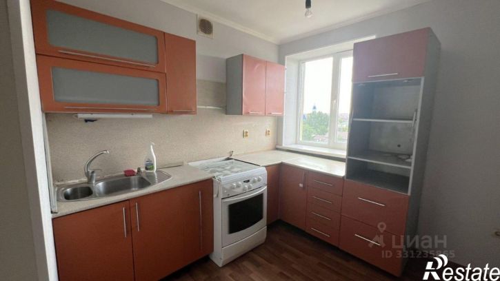 3-комн квартира ул Тамбовская, 32,  д. 32
