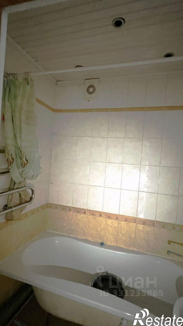 3-комн квартира ул Тамбовская, 32,  д. 32