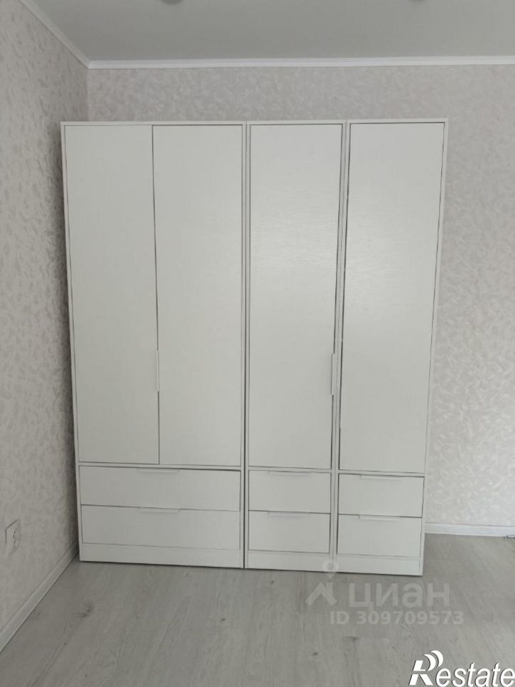 1-комн квартира ул Безжонова, 2,  д. 2
