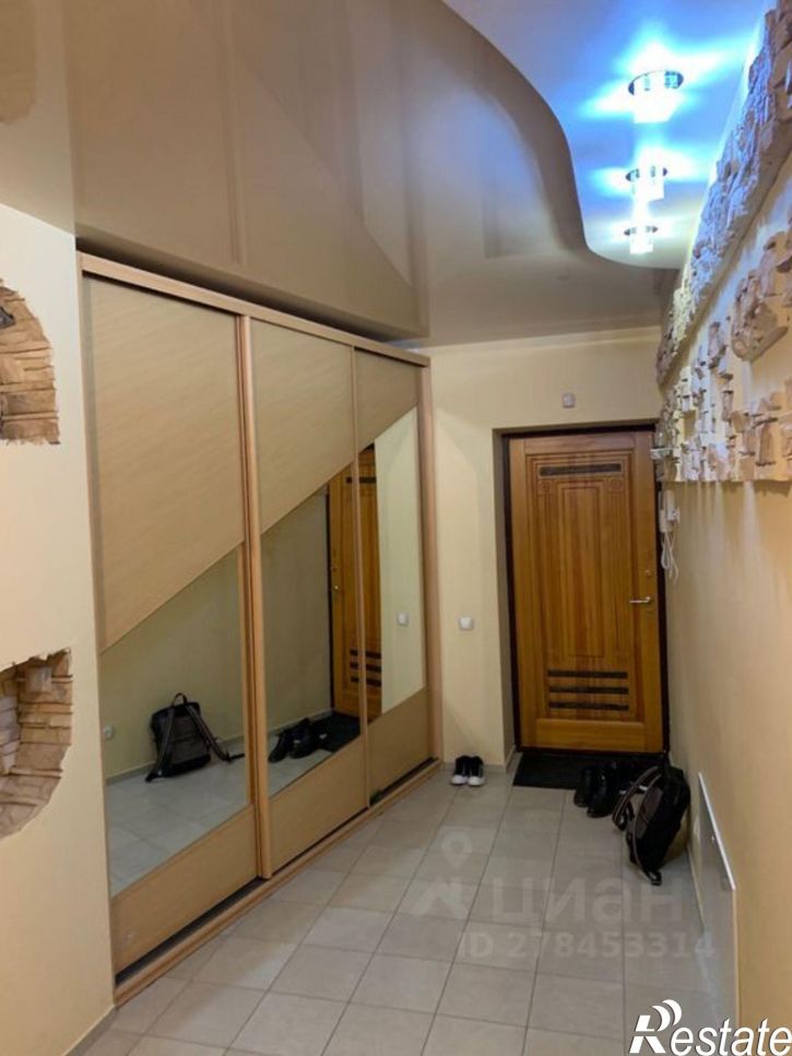 6-комн квартира пр-кт Губернатора Анатолия Гужвина, 3,  д. 3