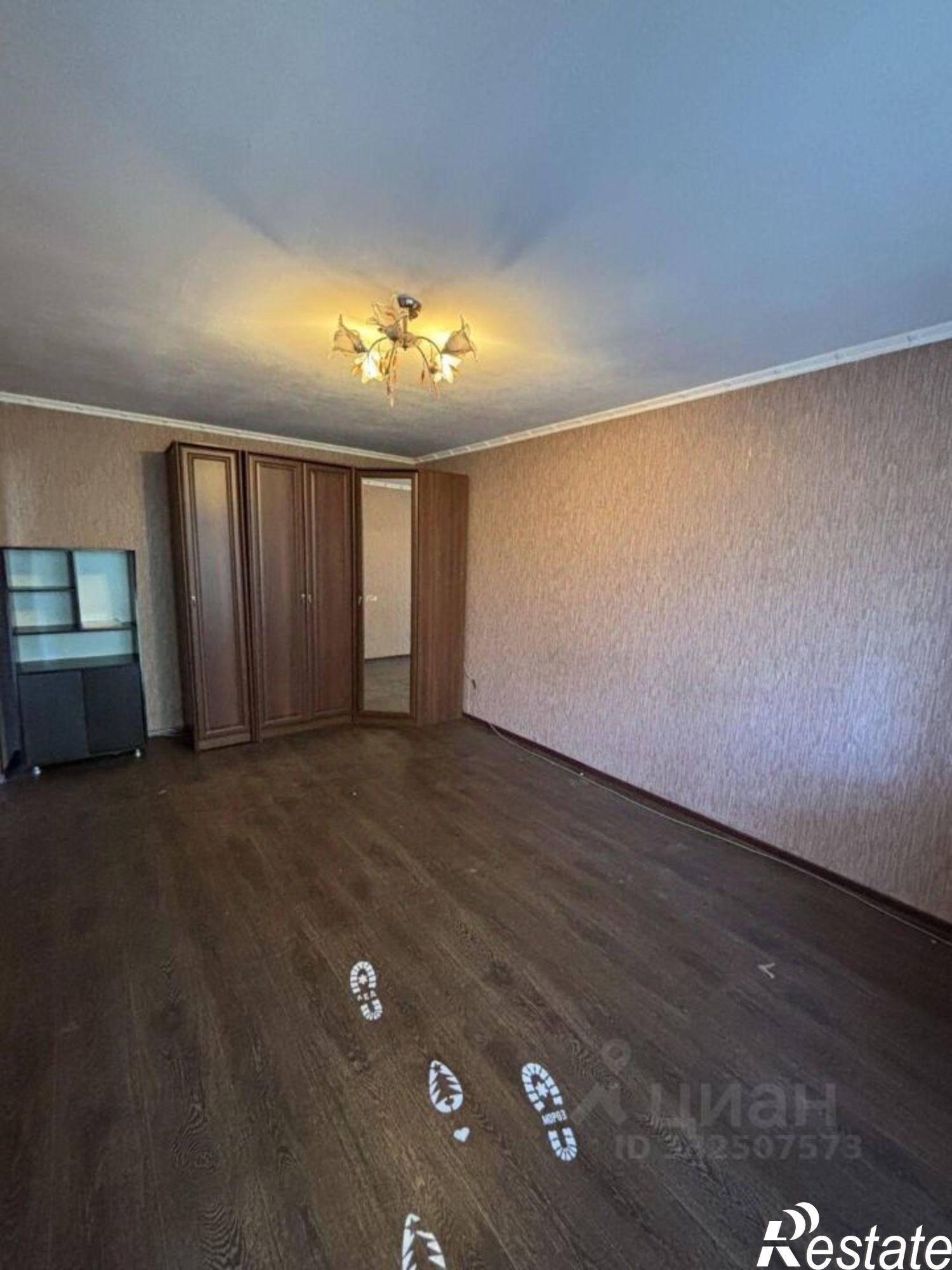 Купить квартиру за 2 000 000 рублей на Заводская площадь, 85