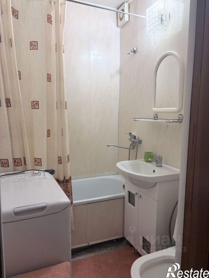 2-комн квартира ул Комсомольская Набережная, 15,  д. 15