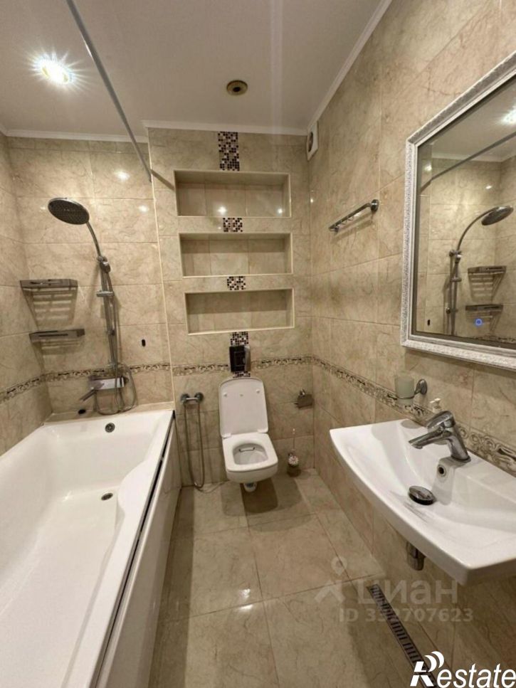 2-комн квартира улица Набережная Приволжского затона, 20Г,  д. 20Г