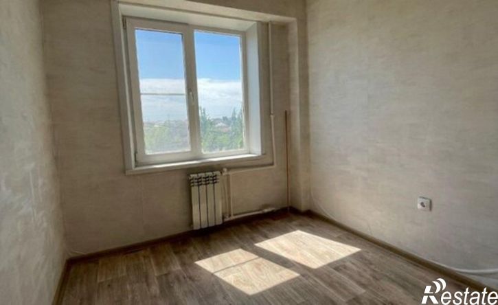 4-комн квартира ул Космонавта Комарова, 172,  д. 172