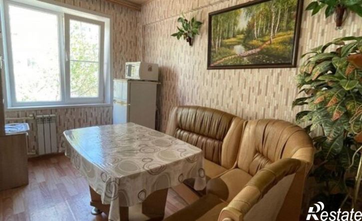 4-комн квартира ул Космонавта Комарова, 172,  д. 172