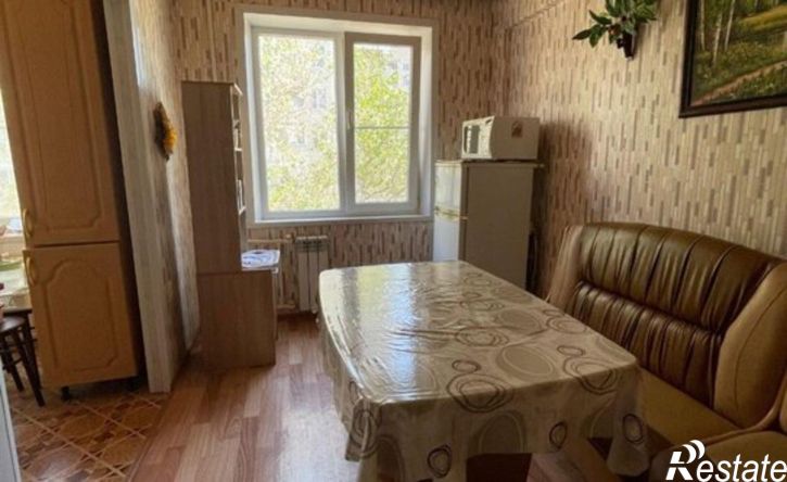 4-комн квартира ул Космонавта Комарова, 172,  д. 172