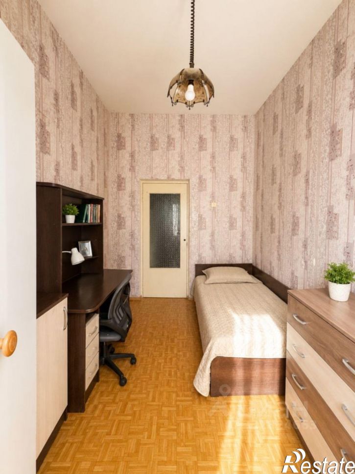 4-комн квартира ул Куликова, 15а,  д. 15а