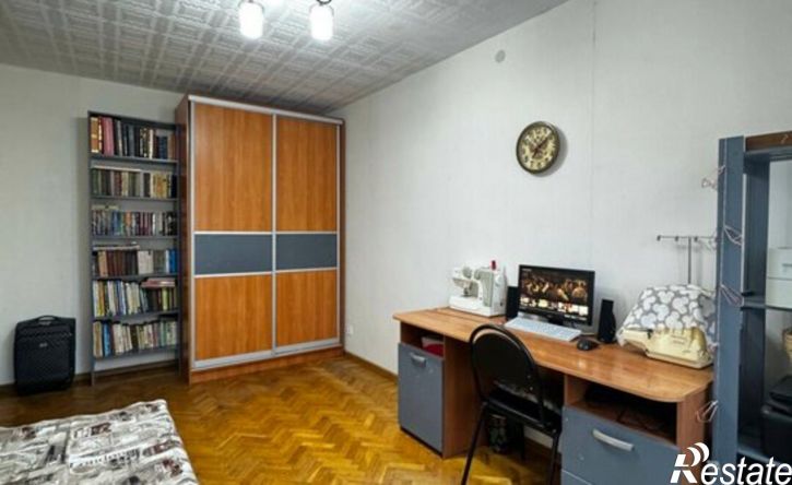 3-комн квартира ул Софьи Перовской, 111,  д. 111