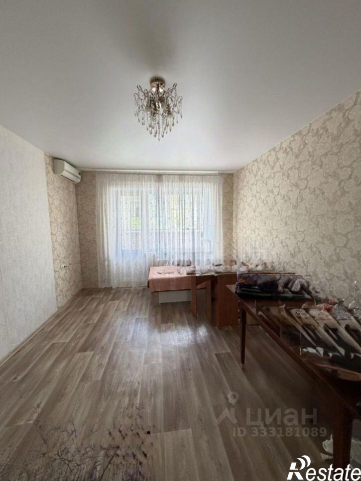 3-комн квартира улица Аксакова, 12,  д. 12