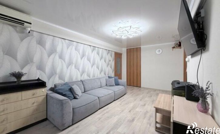 3-комн квартира ул Софьи Перовской, 101 10,  д. 101 10,  к. 10