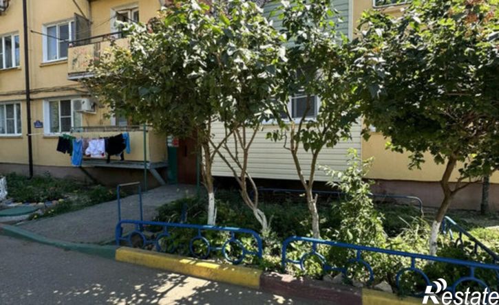 3-комн квартира Ростовский пер, 20,  д. 20