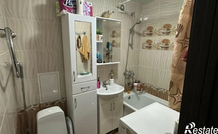 3-комн квартира Ростовский пер, 20,  д. 20