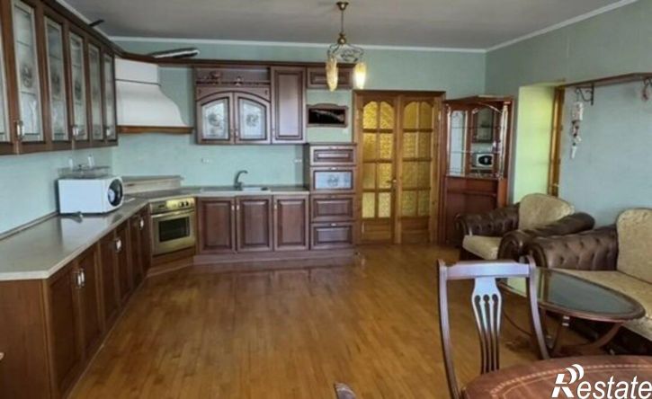 2-комн квартира ул Сен-Симона, 42 4,  д. 42 4,  к. 4