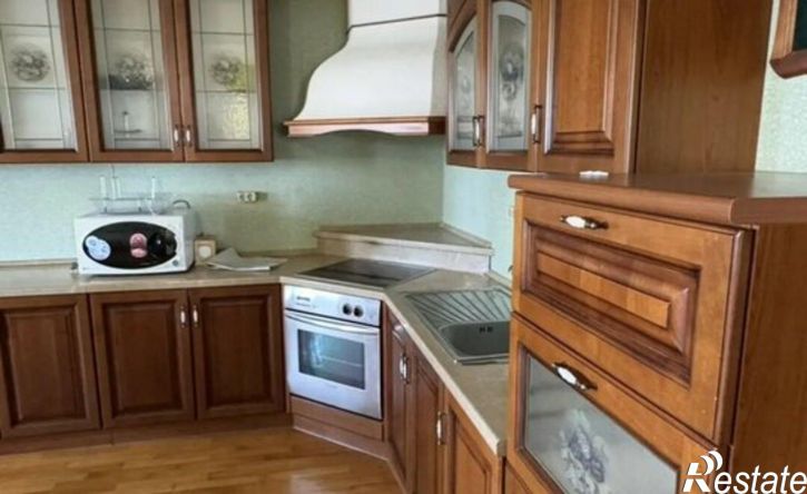 2-комн квартира ул Сен-Симона, 42 4,  д. 42 4,  к. 4