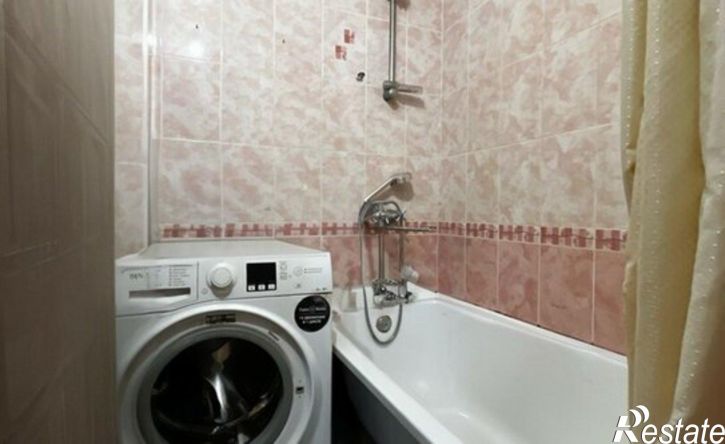 4-комн квартира ул Космонавтов, 6 1,  д. 6 1,  к. 1