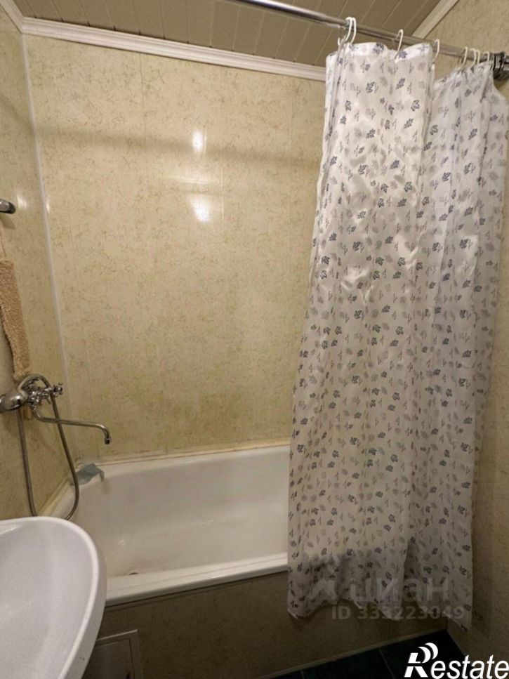 3-комн квартира ул Софьи Перовской, 82 2,  д. 82 2,  к. 2