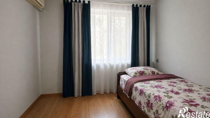 4-комн квартира ул Валерии Барсовой, 15,  д. 15